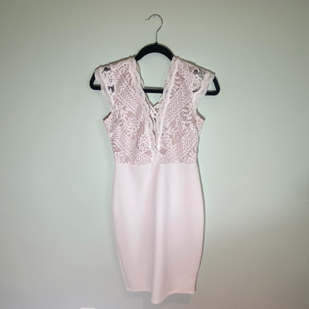 Haute Monde White Fitted Sleeveless Cocktail Dress Size M